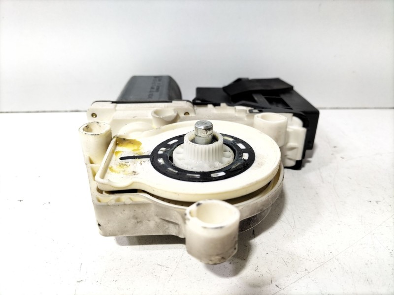 Recambio de motor elevalunas delantero izquierdo para seat cordoba (6l2) 1.9 sdi referencia OEM IAM 6Q2959802A  