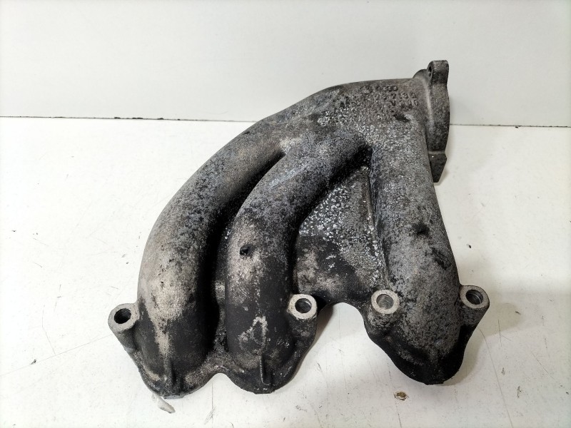 Recambio de colector admision para seat ibiza iii (6l1) 1.4 tdi referencia OEM IAM 046129713Q  