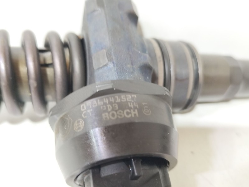Recambio de inyector para seat ibiza iii (6l1) 1.4 tdi referencia OEM IAM 038130080  