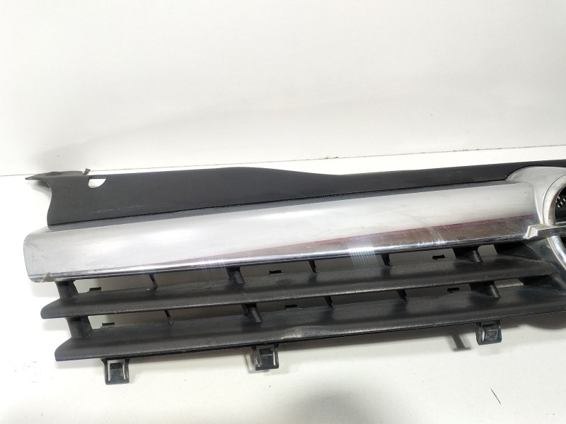 Recambio de rejilla paragolpes delantero para opel astra h (a04) 1.7 cdti (l48) referencia OEM IAM 13108463  