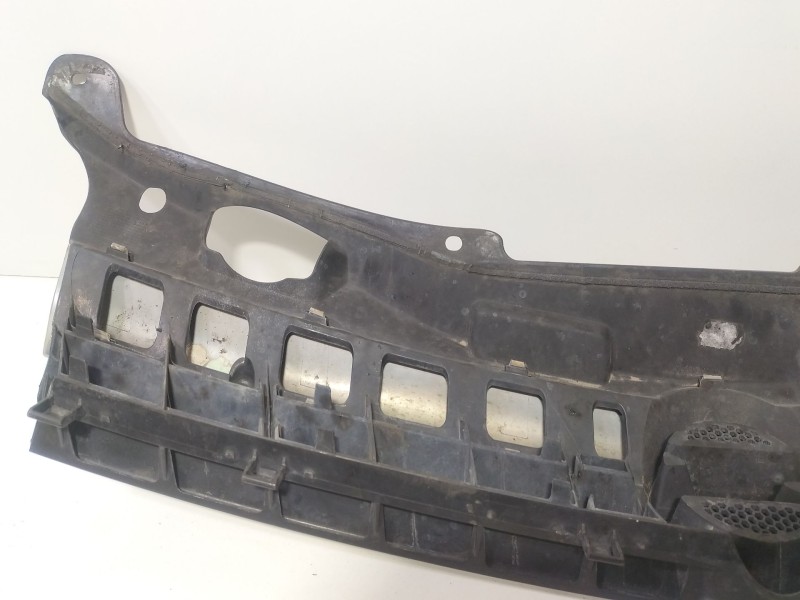 Recambio de rejilla paragolpes delantero para opel astra h (a04) 1.7 cdti (l48) referencia OEM IAM 13108463  