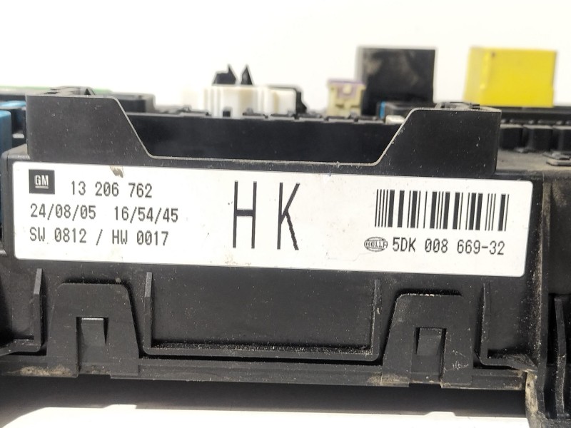 Recambio de caja reles / fusibles para opel astra h (a04) 1.7 cdti (l48) referencia OEM IAM 5DK00866932  
