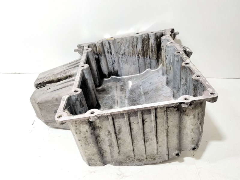 Recambio de carter para seat ibiza iii (6l1) 1.4 tdi referencia OEM IAM 045103603D  