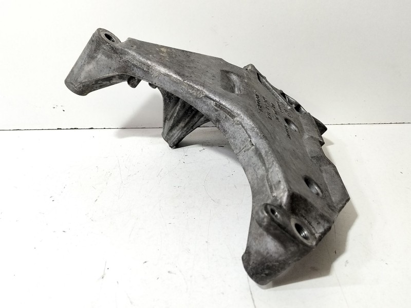 Recambio de soporte motor para audi a3 sportback (8pa) 2.0 tdi 16v referencia OEM IAM 03L199207  