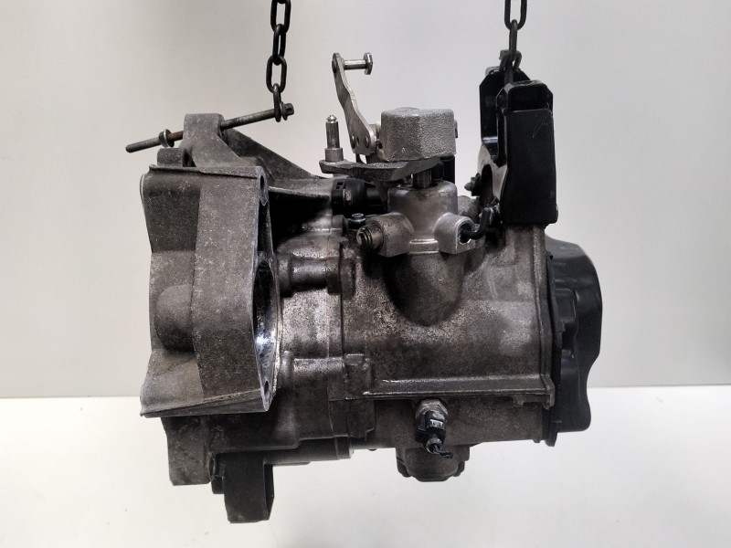 Recambio de caja cambios para volkswagen polo iv (9n_, 9a_) 1.4 16v referencia OEM IAM GRZ  