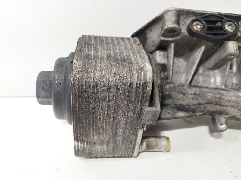 Recambio de soporte filtro aceite para audi a3 sportback (8pa) 2.0 tdi 16v referencia OEM IAM 045115389K  