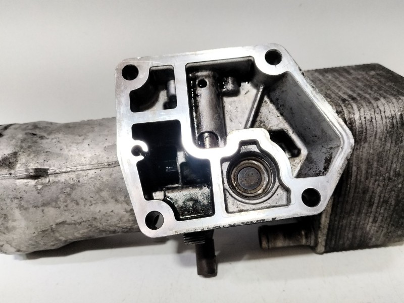 Recambio de soporte filtro aceite para audi a3 sportback (8pa) 2.0 tdi 16v referencia OEM IAM 045115389K  