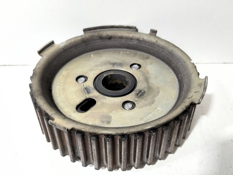 Recambio de polea arbol levas para audi a3 sportback (8pa) 2.0 tdi 16v referencia OEM IAM 038109111E  