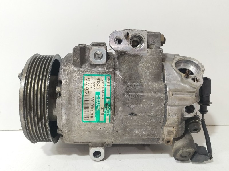 Recambio de compresor aire acondicionado para volkswagen polo iv (9n_, 9a_) 1.4 16v referencia OEM IAM 6Q0820803R  