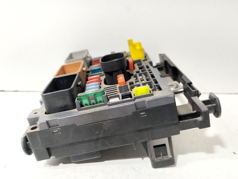 Recambio de caja reles / fusibles para citroën c4 picasso i monospace (ud_) 1.6 hdi 110 referencia OEM IAM 9675879480  