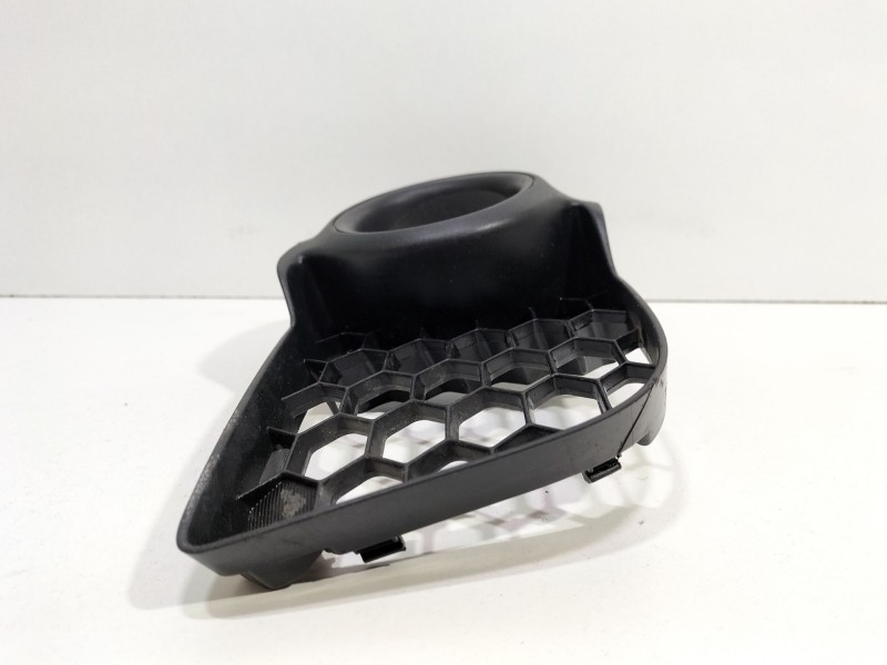 Recambio de moldura para mitsubishi lancer viii (cy_a, cz_a) 2.0 di-d (cy8a) referencia OEM IAM 8321AT23  