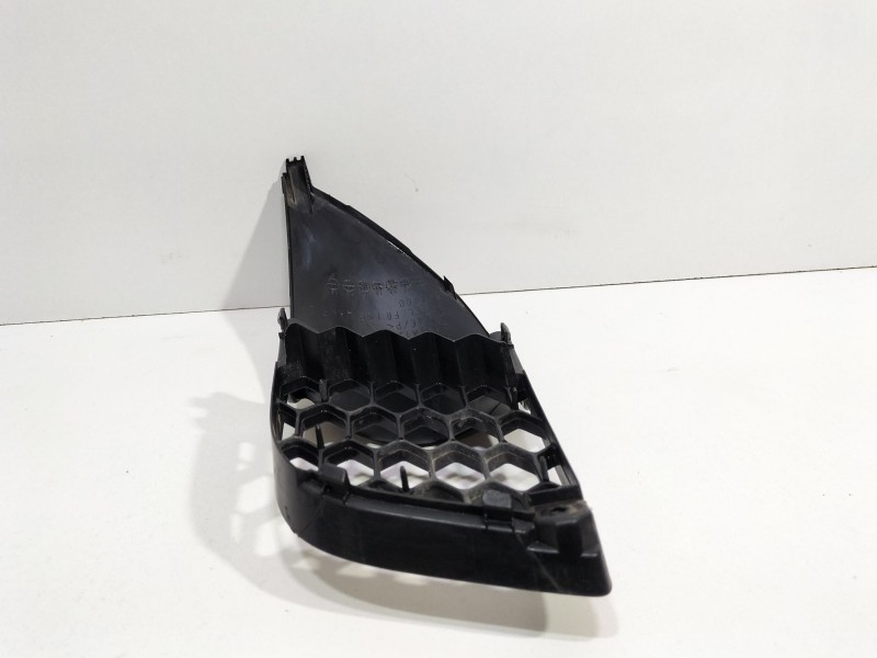 Recambio de moldura para mitsubishi lancer viii (cy_a, cz_a) 2.0 di-d (cy8a) referencia OEM IAM 8321AT23  