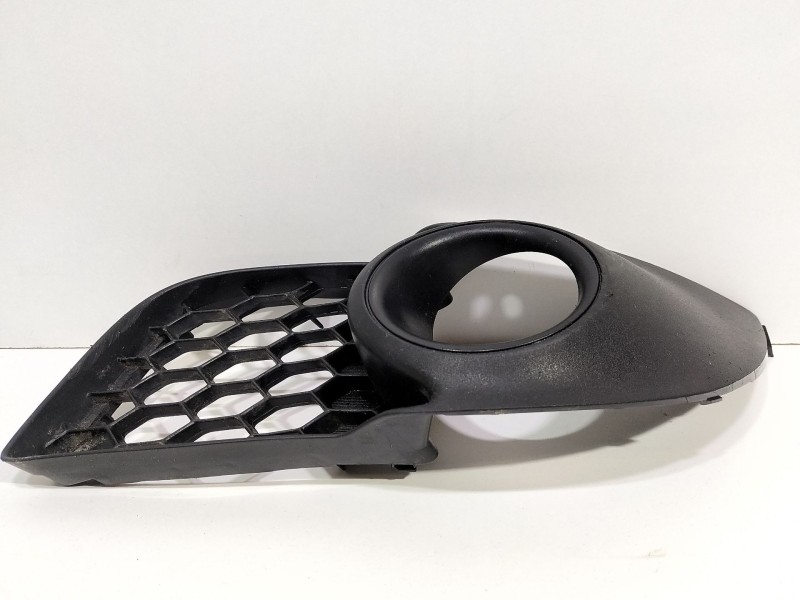 Recambio de moldura para mitsubishi lancer viii (cy_a, cz_a) 2.0 di-d (cy8a) referencia OEM IAM 8321A124  