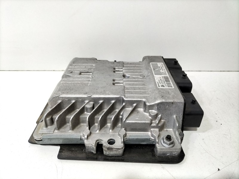 Recambio de centralita motor uce para peugeot 308 sw i (4e_, 4h_) 1.6 hdi referencia OEM IAM 9666681180  