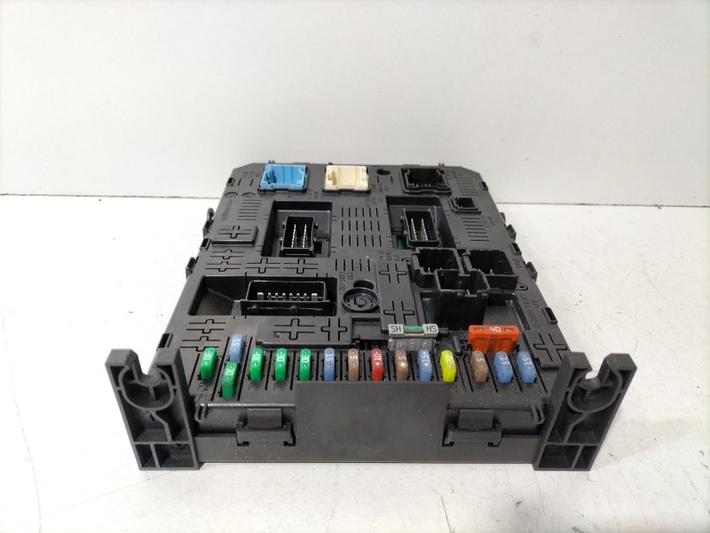 Recambio de centralita motor uce para peugeot 308 sw i (4e_, 4h_) 1.6 hdi referencia OEM IAM 9666681180  