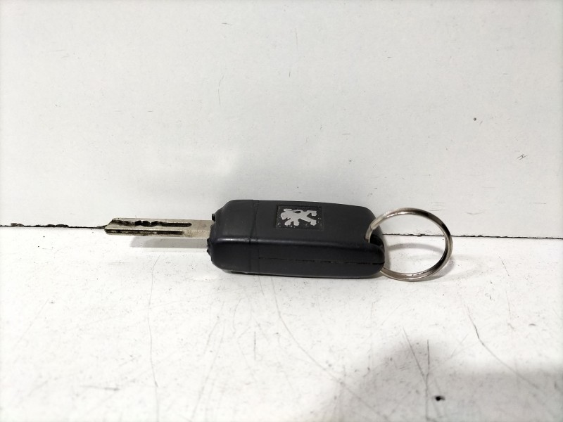 Recambio de centralita motor uce para peugeot 308 sw i (4e_, 4h_) 1.6 hdi referencia OEM IAM 9666681180  