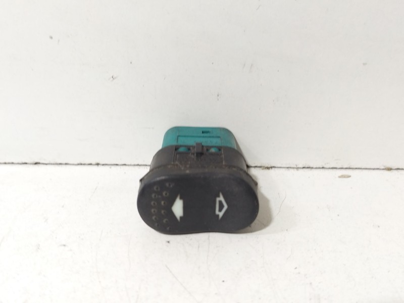 Recambio de mando elevalunas delantero izquierdo para ford transit caja cerrada ´06 2.4 tdci cat referencia OEM IAM 5C1T14529AA 