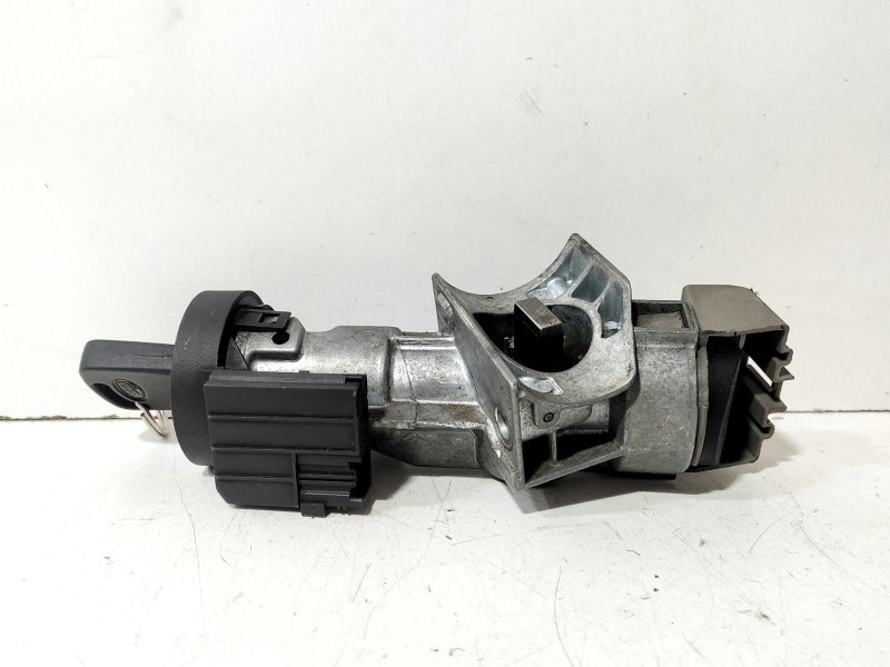 Recambio de conmutador de arranque para ford transit caja cerrada ´06 2.4 tdci cat referencia OEM IAM AA6T11572AA  