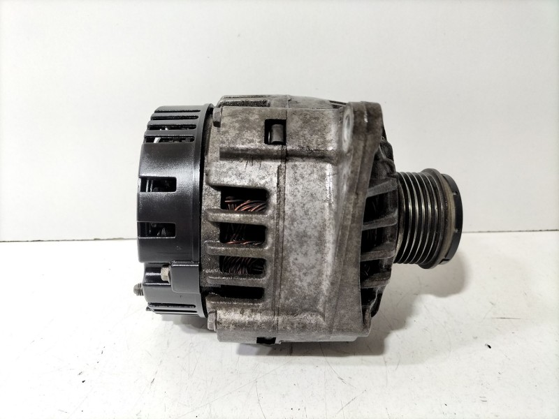Recambio de alternador para renault megane i (ba0/1_) 1.9 dti (ba1u) referencia OEM IAM 8200054588  