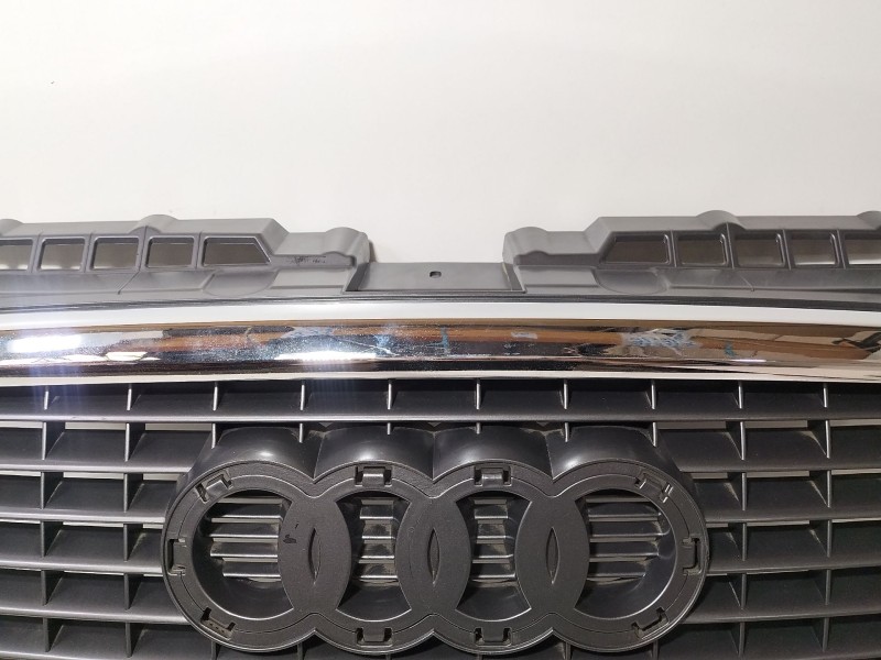 Recambio de rejilla delantera para audi a3 (8p) 2.0 tdi referencia OEM IAM 8P4853651A  