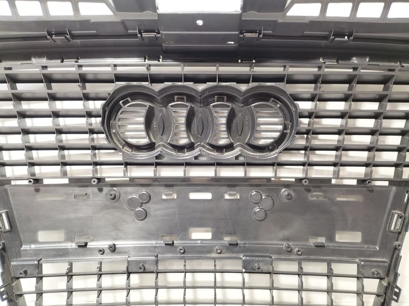 Recambio de rejilla delantera para audi a3 (8p) 2.0 tdi referencia OEM IAM 8P4853651A  