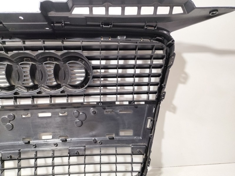 Recambio de rejilla delantera para audi a3 (8p) 2.0 tdi referencia OEM IAM 8P4853651A  