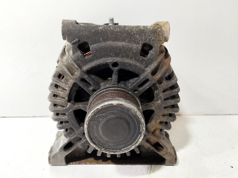 Recambio de alternador para mercedes-benz clase b sports tourer (w245) b 180 cdi (245.207) referencia OEM IAM 0986080040  