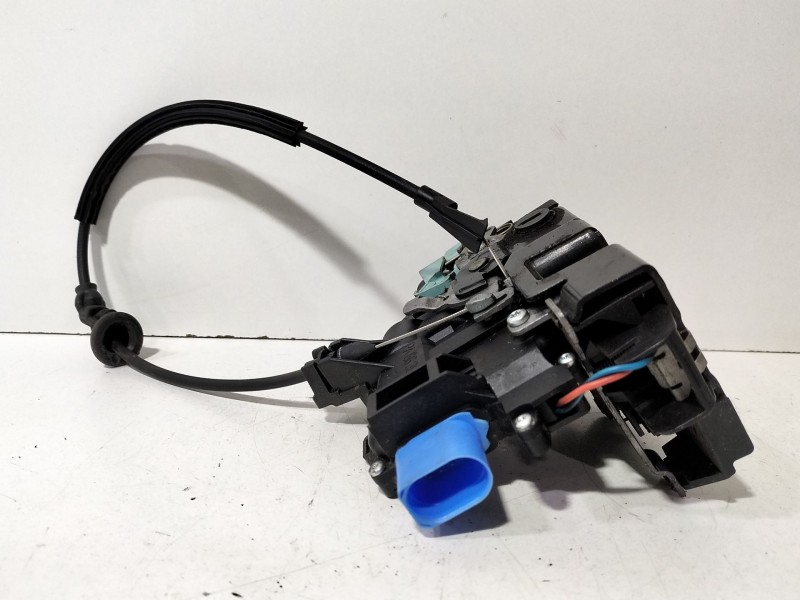 Recambio de cerradura puerta trasera derecha para skoda octavia ii (1z3) 1.9 tdi referencia OEM IAM 7L0839016D  