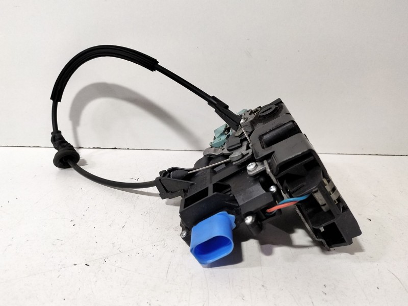 Recambio de cerradura puerta trasera derecha para skoda octavia ii (1z3) 1.9 tdi referencia OEM IAM 7L0839016D  