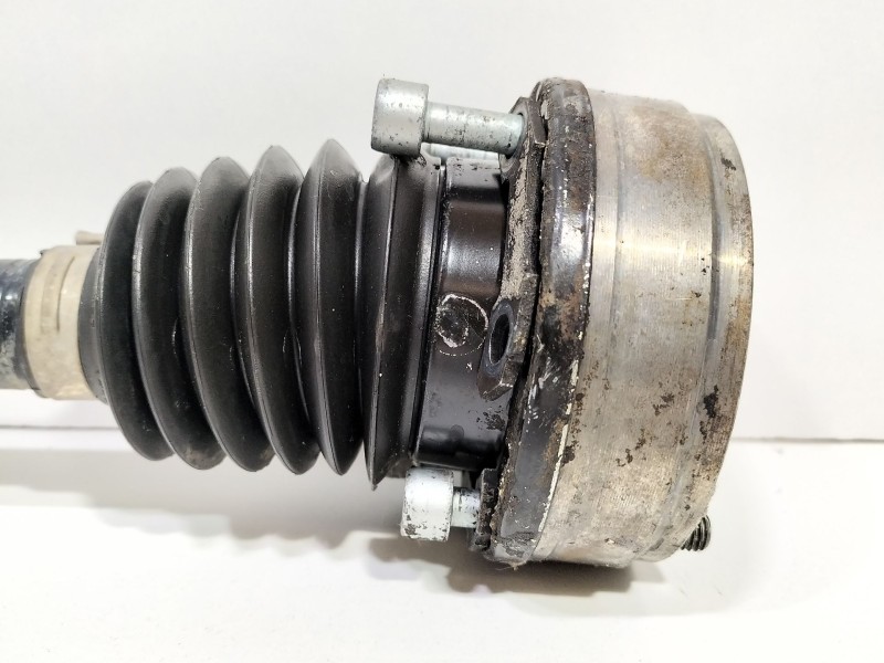 Recambio de transmision delantera izquierda para volkswagen polo iv (9n_, 9a_) 1.4 16v referencia OEM IAM 6Q0407271AT  