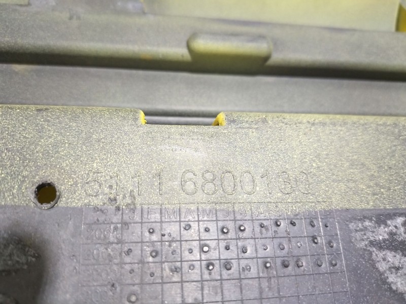 Recambio de paragolpes delantero para mini mini (r50,r53) one referencia OEM IAM 51116800130  