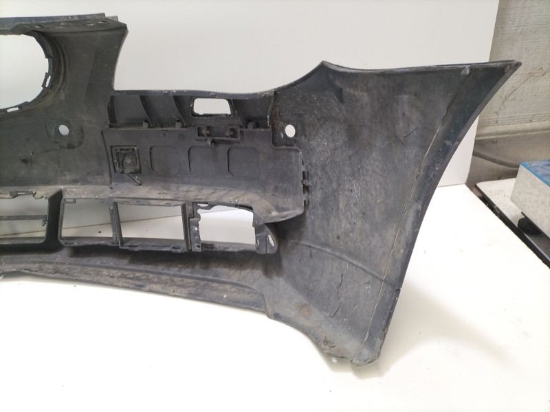 Recambio de paragolpes delantero para bmw serie 5 berlina (e60) 520d referencia OEM IAM 51117033694  