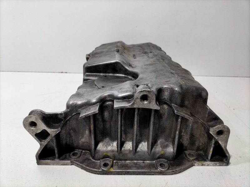 Recambio de carter para seat leon (1p1) 1.9 tdi referencia OEM IAM 038103603AG  