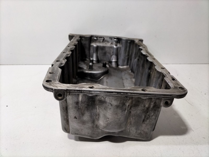 Recambio de carter para seat leon (1p1) 1.9 tdi referencia OEM IAM 038103603AG  