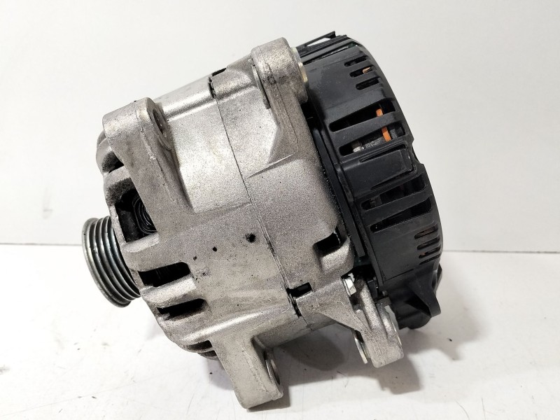 Recambio de alternador para peugeot 308 sw i (4e_, 4h_) 1.6 hdi referencia OEM IAM Peugeot 308  