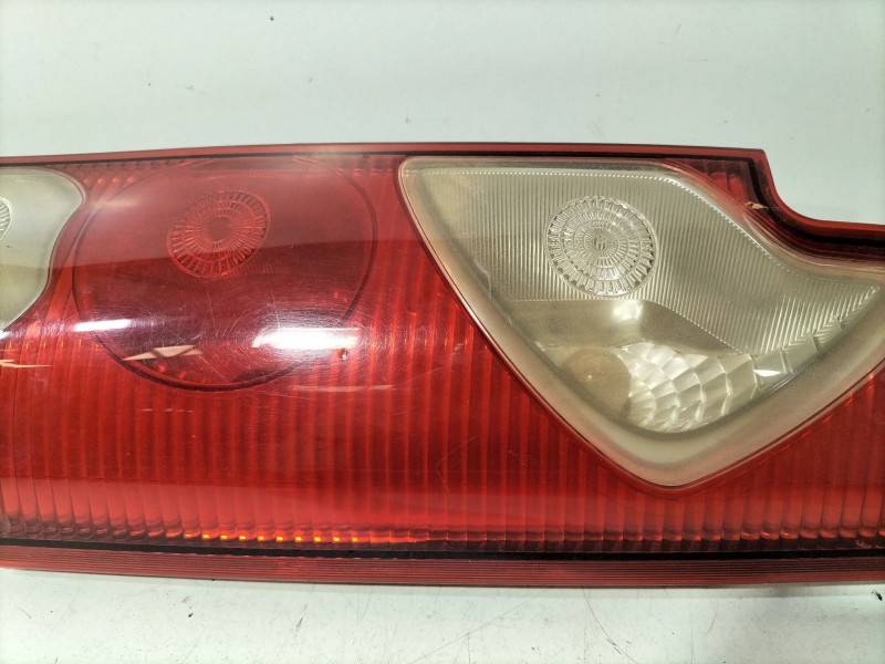 Recambio de piloto trasero derecho para renault kangoo express (fw0/1_) 1.5 dci 85 (fw0k, fw0l, fw0b) referencia OEM IAM 8200419