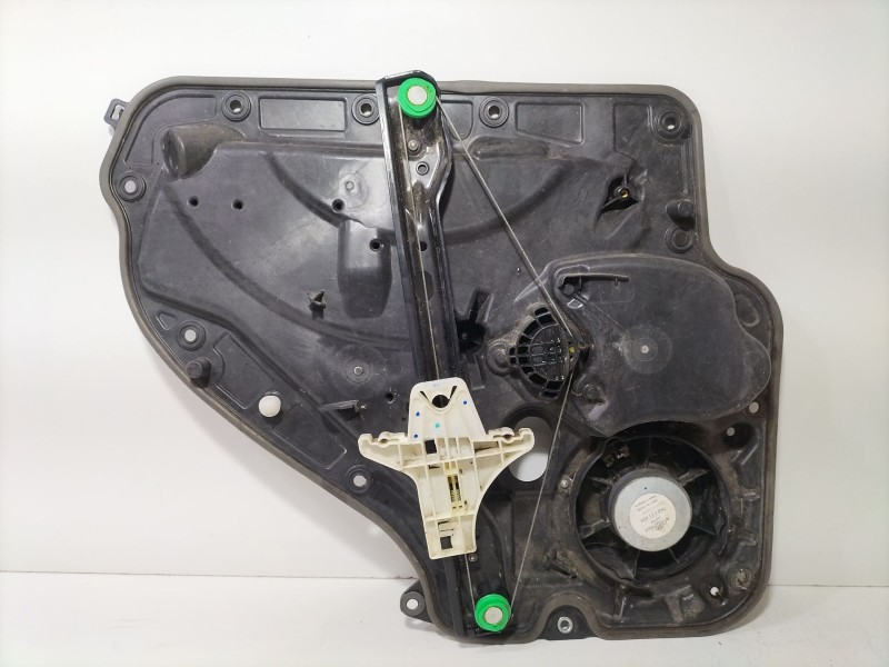 Recambio de elevalunas trasero derecho para volkswagen golf vi (5k1) 2.0 tdi referencia OEM IAM 5K4839730  