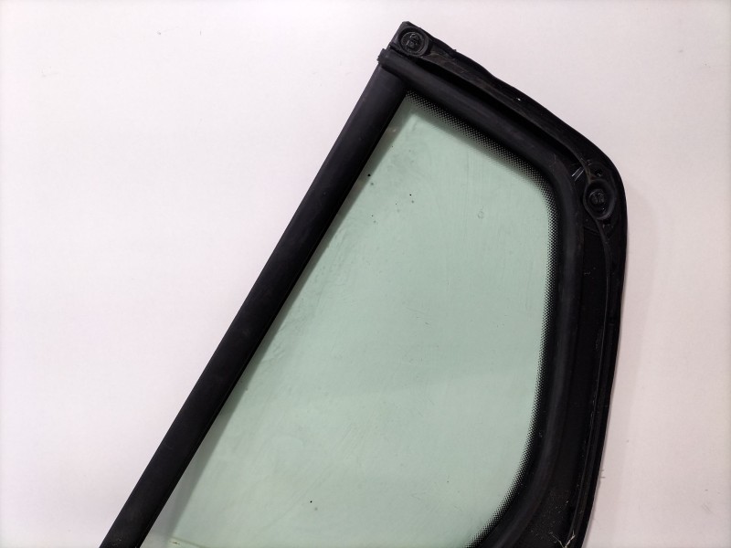 Recambio de luna custodia trasera derecha para volkswagen golf vi (5k1) 2.0 tdi referencia OEM IAM 5K4845214E  