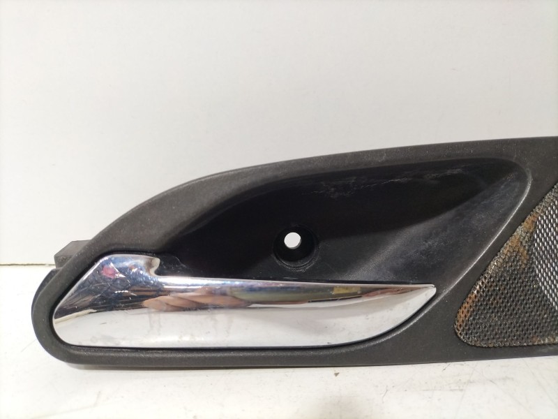 Recambio de maneta interior delantera izquierda para bmw serie 3 berlina (e46) 2.0 16v diesel cat referencia OEM IAM 8222705A  