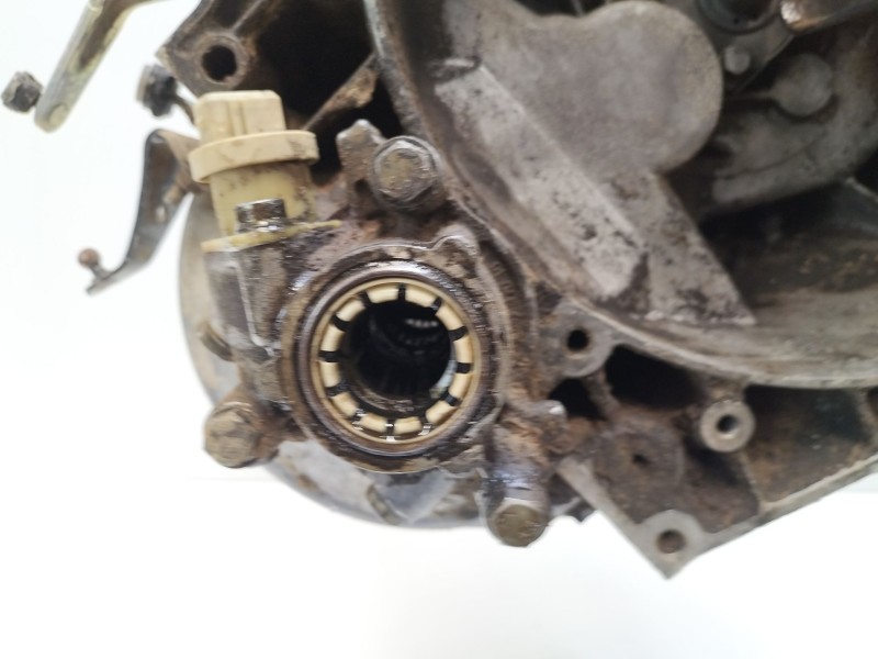 Recambio de caja cambios para peugeot 206 berlina xr referencia OEM IAM 20DL22  