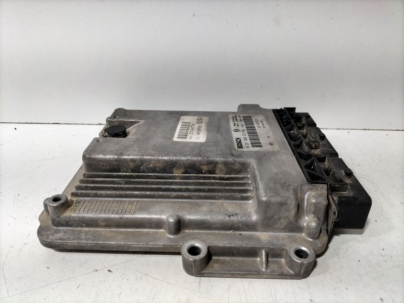 Recambio de centralita motor uce para renault kangoo express (fw0/1_) 1.5 dci 85 (fw0k, fw0l, fw0b) referencia OEM IAM 237102747