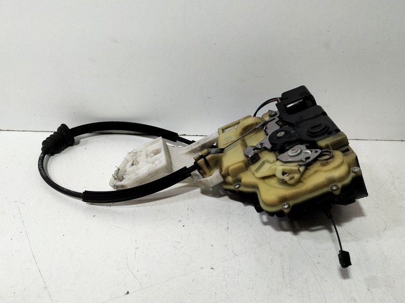 Recambio de cerradura puerta trasera izquierda para seat ibiza iii (6l1) 1.9 tdi referencia OEM IAM 3B4839015AN  