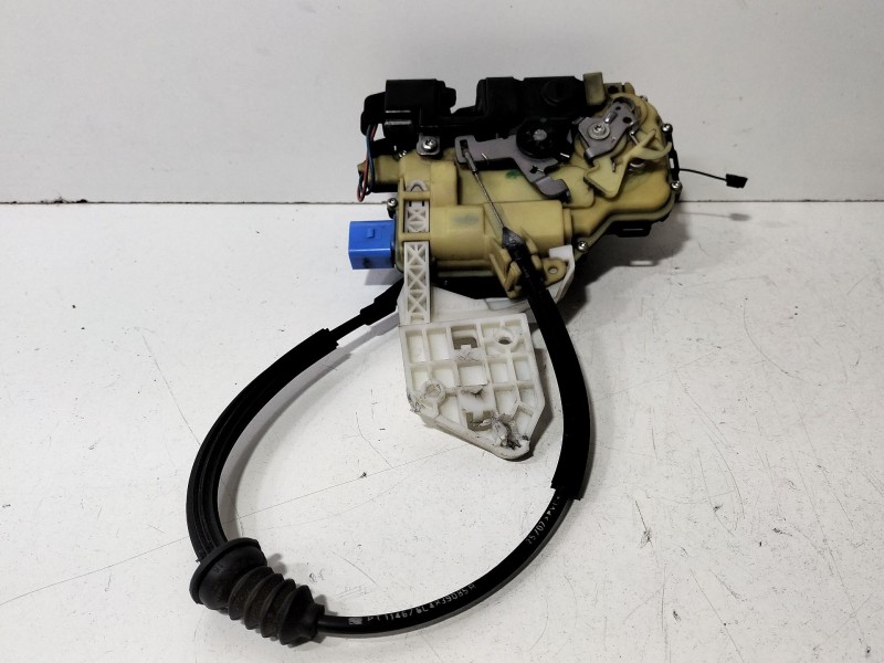 Recambio de cerradura puerta trasera izquierda para seat ibiza iii (6l1) 1.9 tdi referencia OEM IAM 3B4839015AN  
