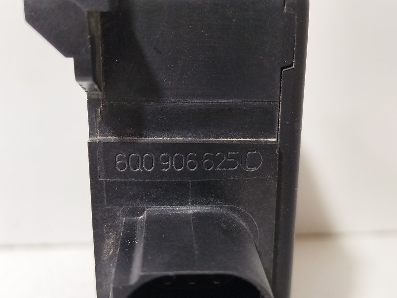 Recambio de modulo electronico para seat ibiza iii (6l1) 1.9 tdi referencia OEM IAM 6Q0906625C  