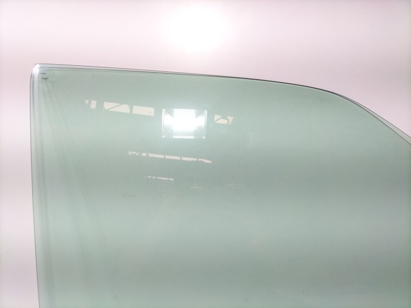 Recambio de luna delantera derecha para nissan terrano ii (r20) 2.7 tdi 4wd referencia OEM IAM Nissan Terrano II  