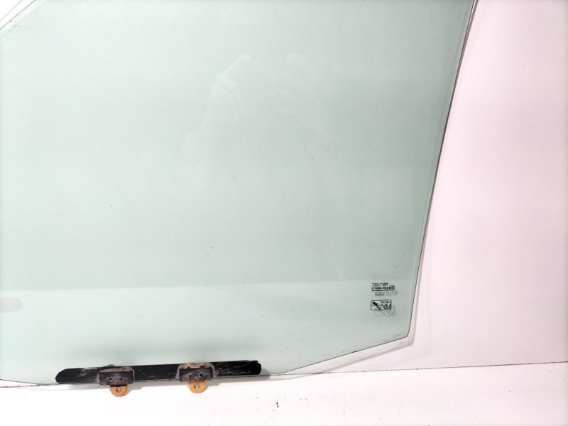 Recambio de luna delantera derecha para nissan terrano ii (r20) 2.7 tdi 4wd referencia OEM IAM Nissan Terrano II  