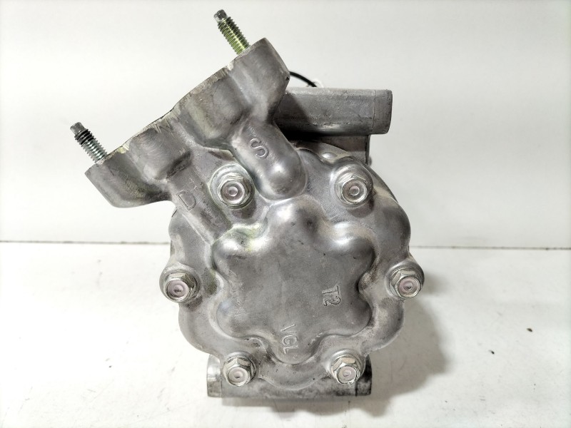 Recambio de compresor aire acondicionado para renault clio ii (bb_, cb_) 1.5 dci (b/cb07) referencia OEM IAM 050906  