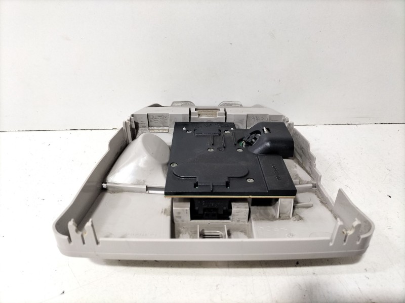 Recambio de luz interior para mercedes-benz clase b sports tourer (w245) b 150 (245.231) referencia OEM IAM A1698208401  