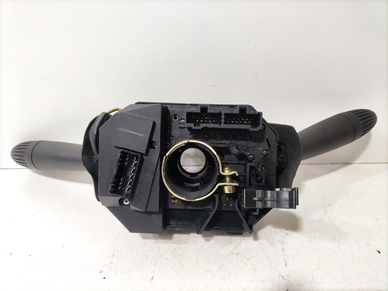 Recambio de mando multifuncion para fiat punto (188_) 1.2 60 (188.030, .050, .130, .150, .230, .250) referencia OEM IAM 73540022