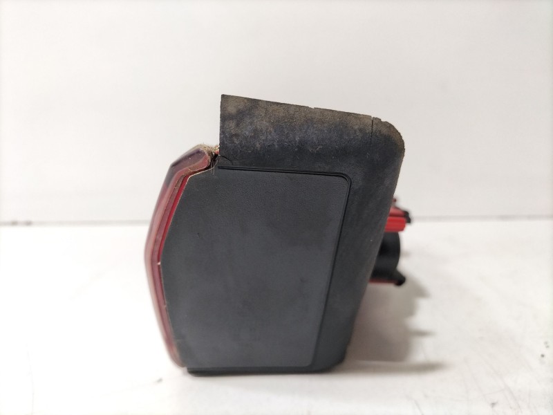 Recambio de piloto trasero derecho interior para alfa romeo 159 (939_) 1.9 jtdm 16v (939axc1b, 939axc12) referencia OEM IAM F939